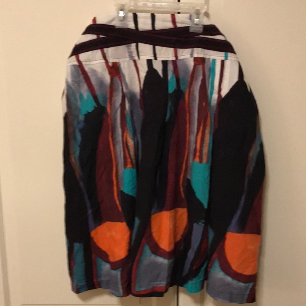 Mix nouveau New York skirt. Size large.